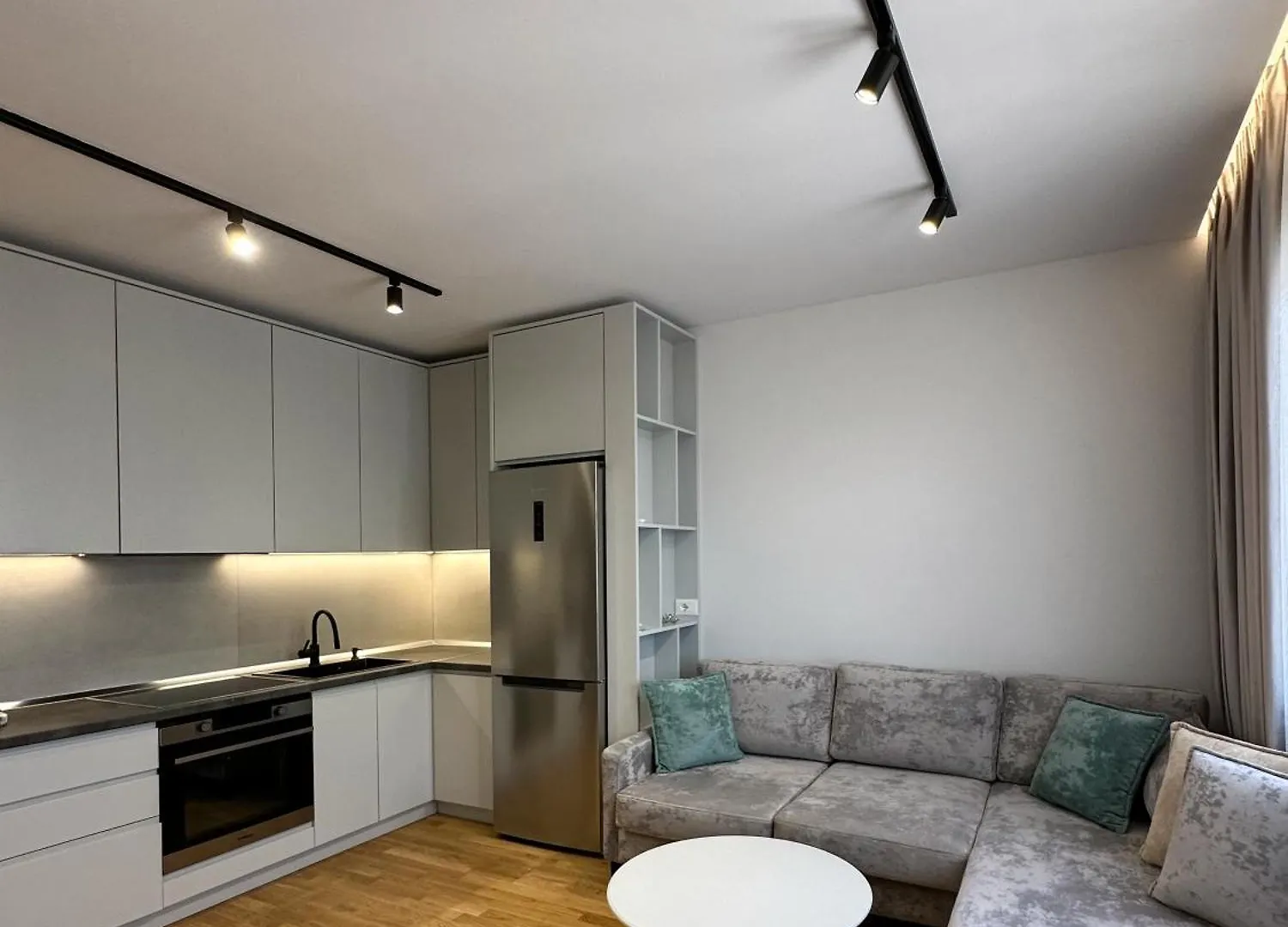 아파트 Amar Apartament'S Durrës