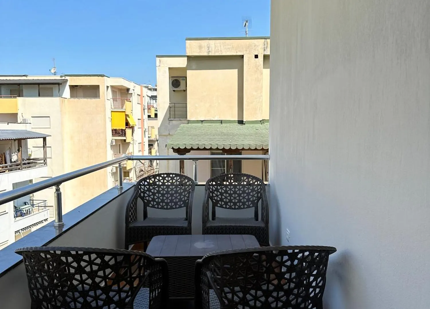 Amar Apartament'S Durrës 아파트